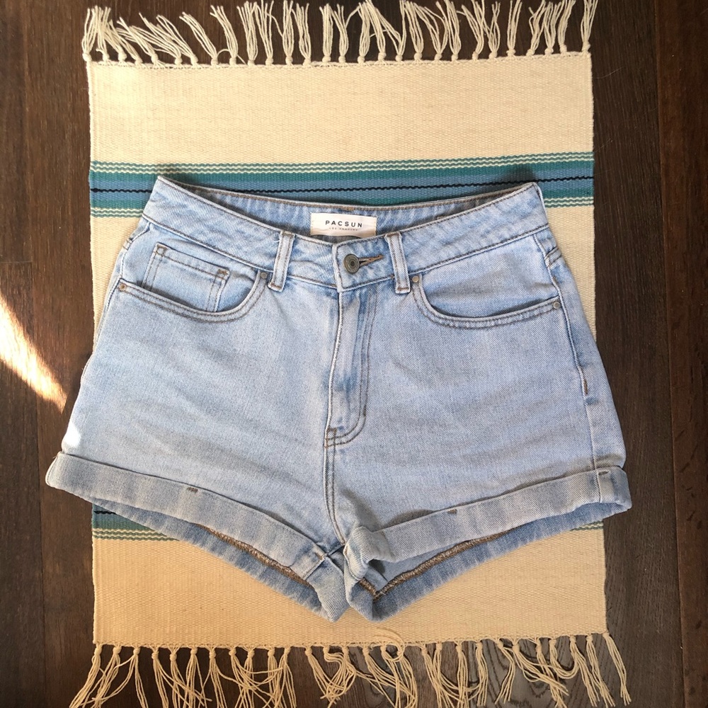 Pacsun Rose Shorts